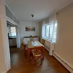 Zum Backenzahn *